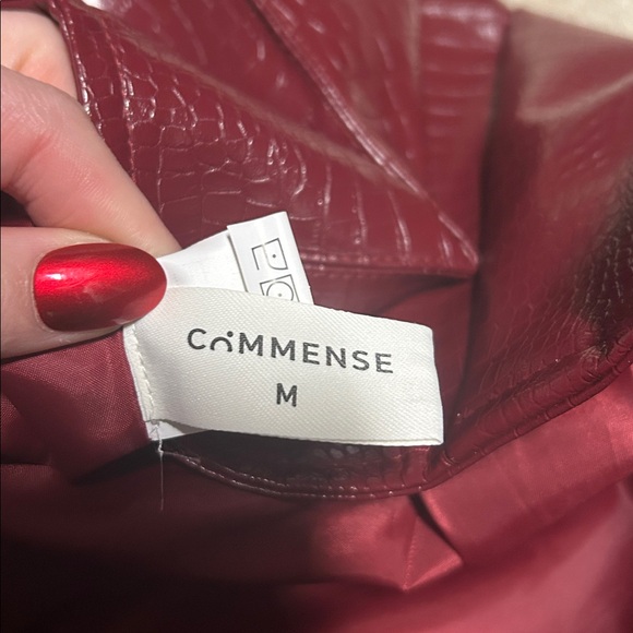 NWT Commense red crocodile faux leather mini skirt - Picture 9 of 9